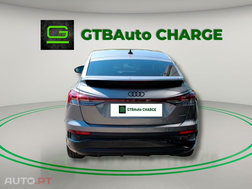 Audi Q4 E-Tron I.V.A DEDUTIVEL 50 quattro