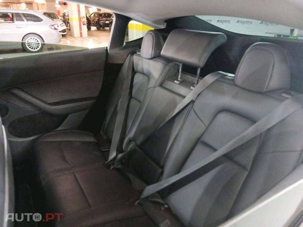 Tesla Model Y Long Range Tração Integral
