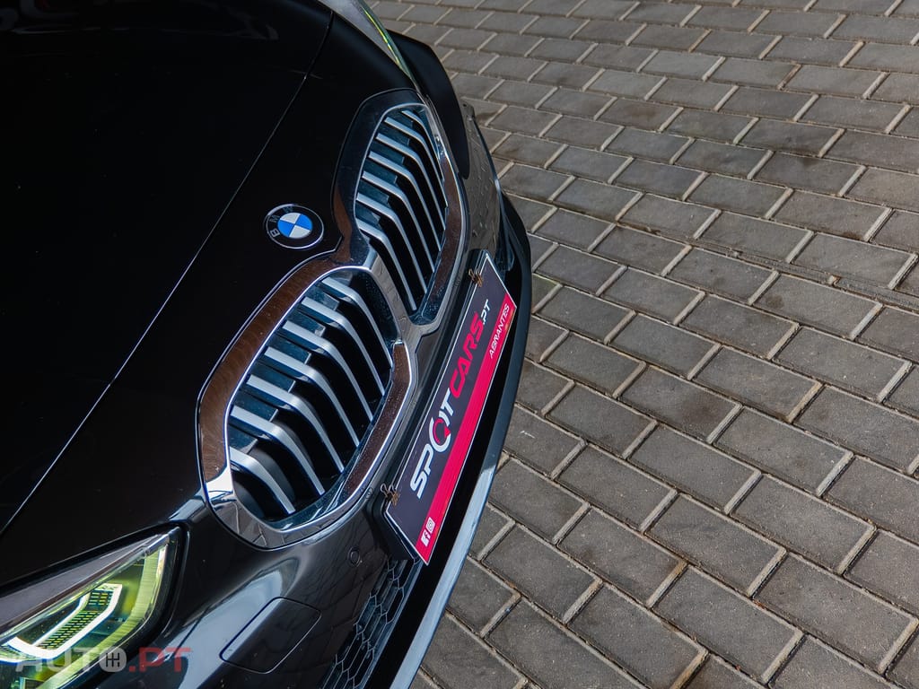 BMW 116 d Pack Desportivo M