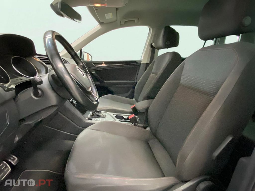 Volkswagen Tiguan 2.0 TDI SCR (BlueMotion ) Sound — fotografia 19