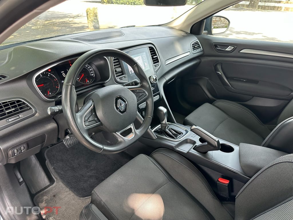 Renault Mégane 1.5 Blue dCi Intens EDC