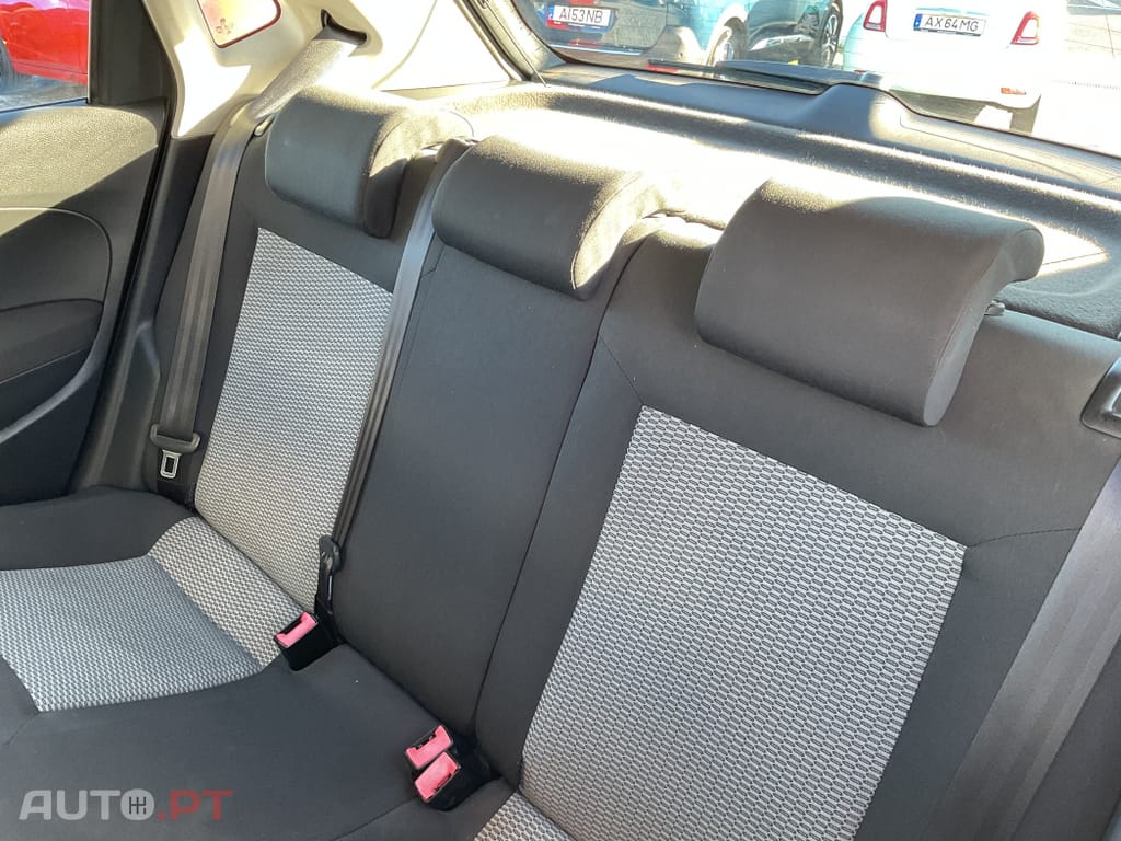 Volkswagen Polo 1.6 TDI Confortline BlueMotion