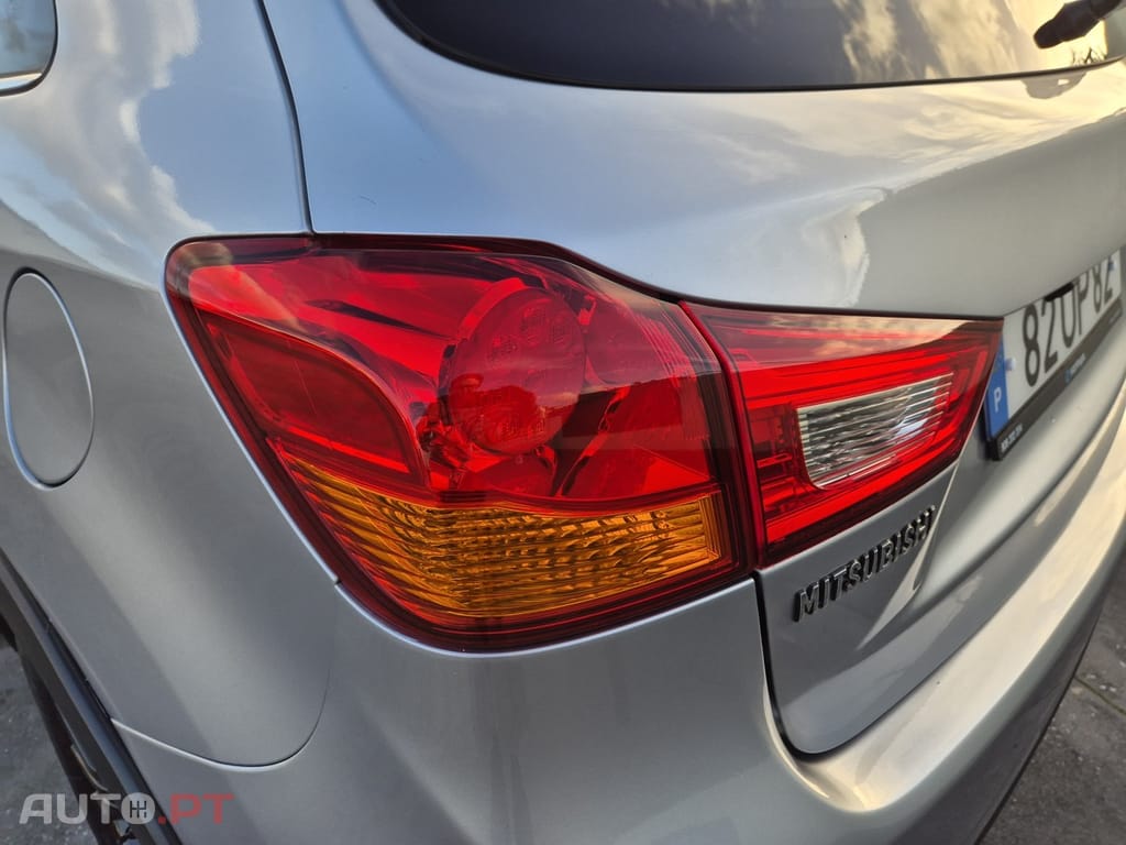 Mitsubishi ASX 1.6 DI-D Intense Black Edition