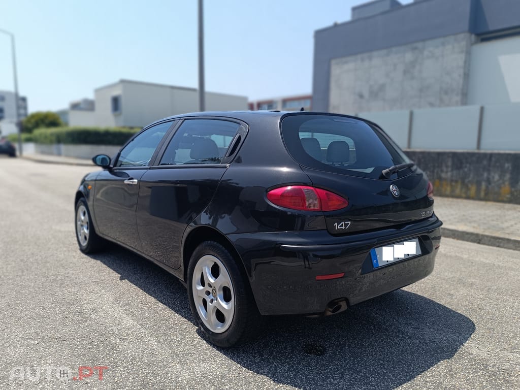 Alfa Romeo 147 1.6 TS Distinctive