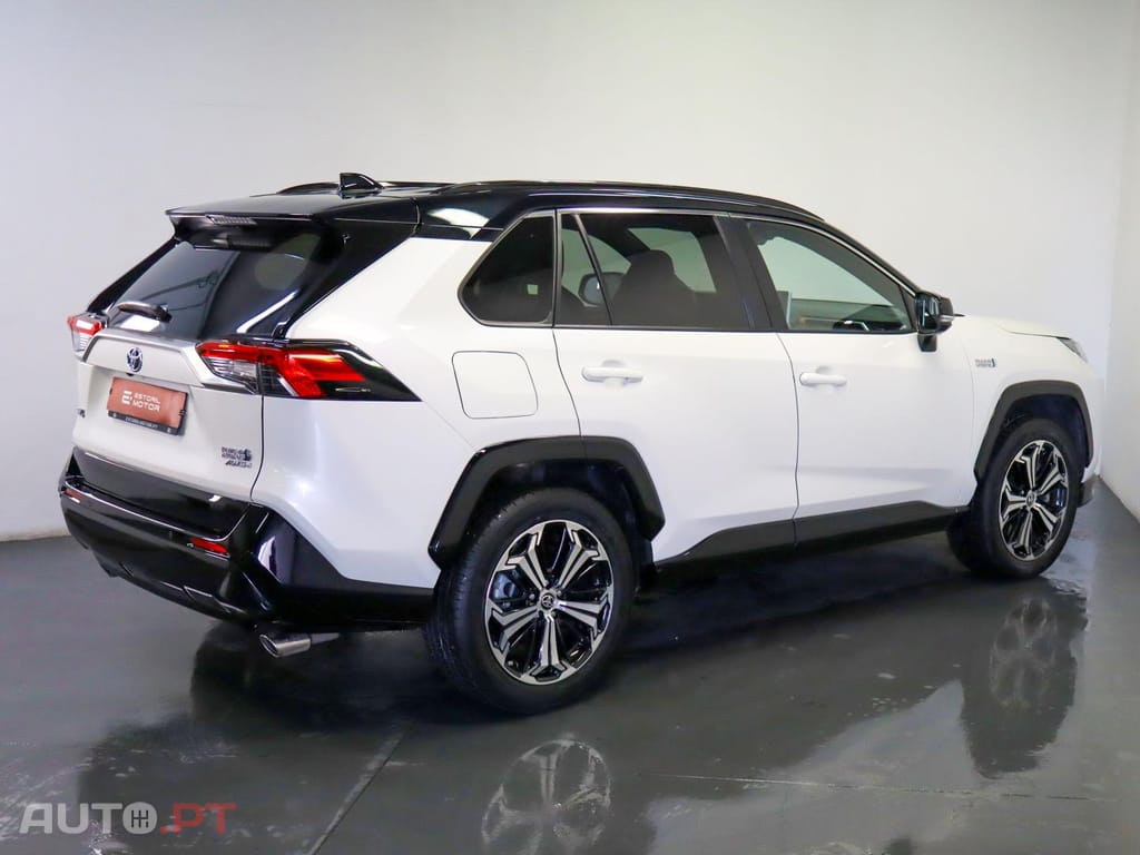 Toyota RAV4  2.5 HDF Plug-in Lounge AWD-i