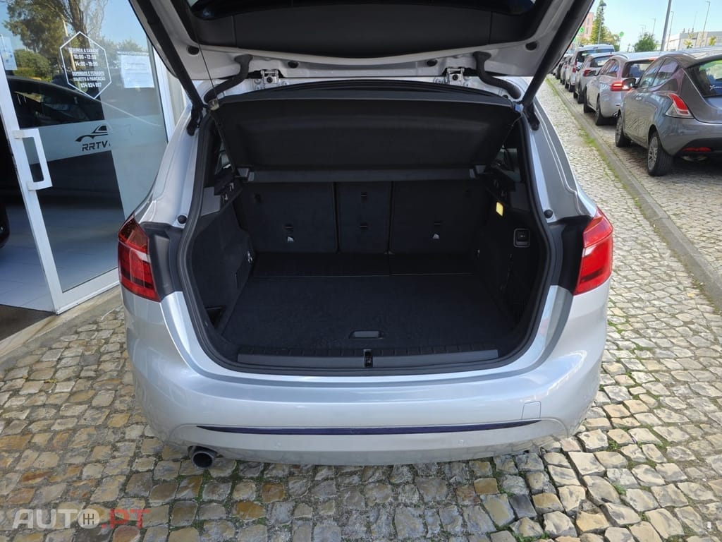 BMW 216 d Line Sport