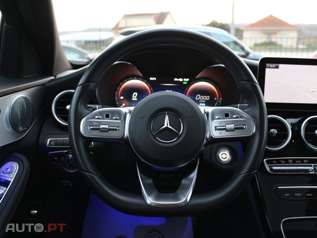 Mercedes-Benz C 300 de AMG Line