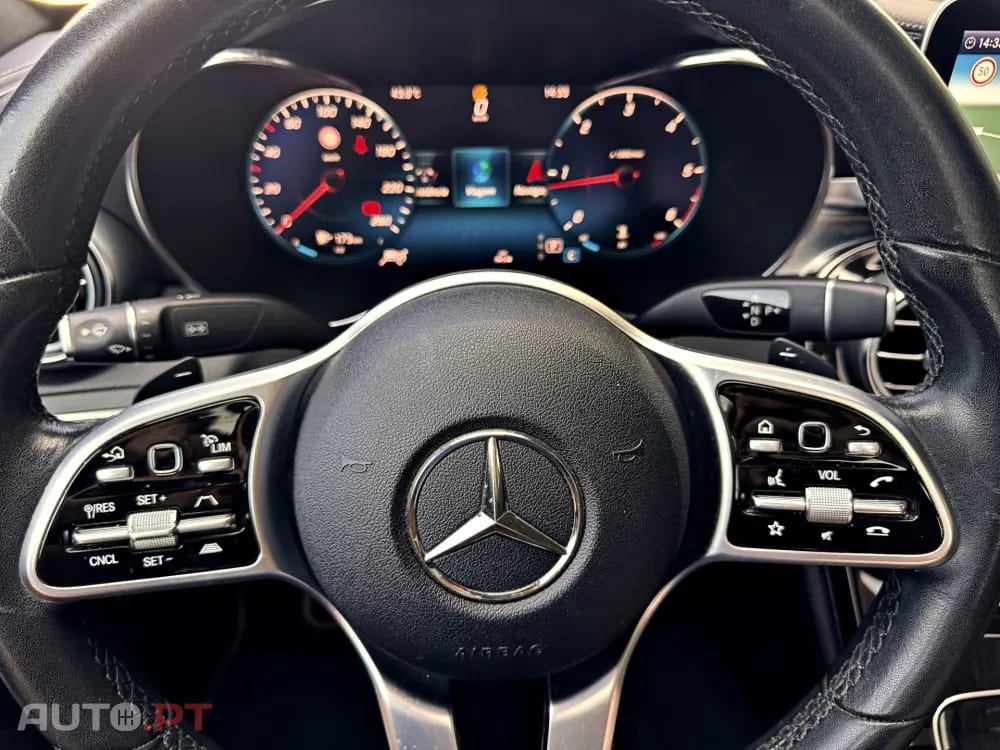 Mercedes-Benz C 220 d 9G-TRONIC AMG Line