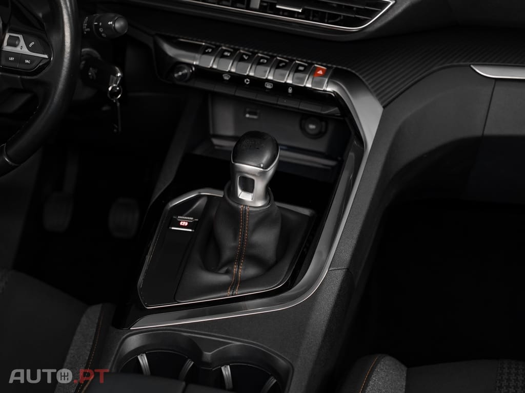 Peugeot 3008 1.6 BlueHDi Active