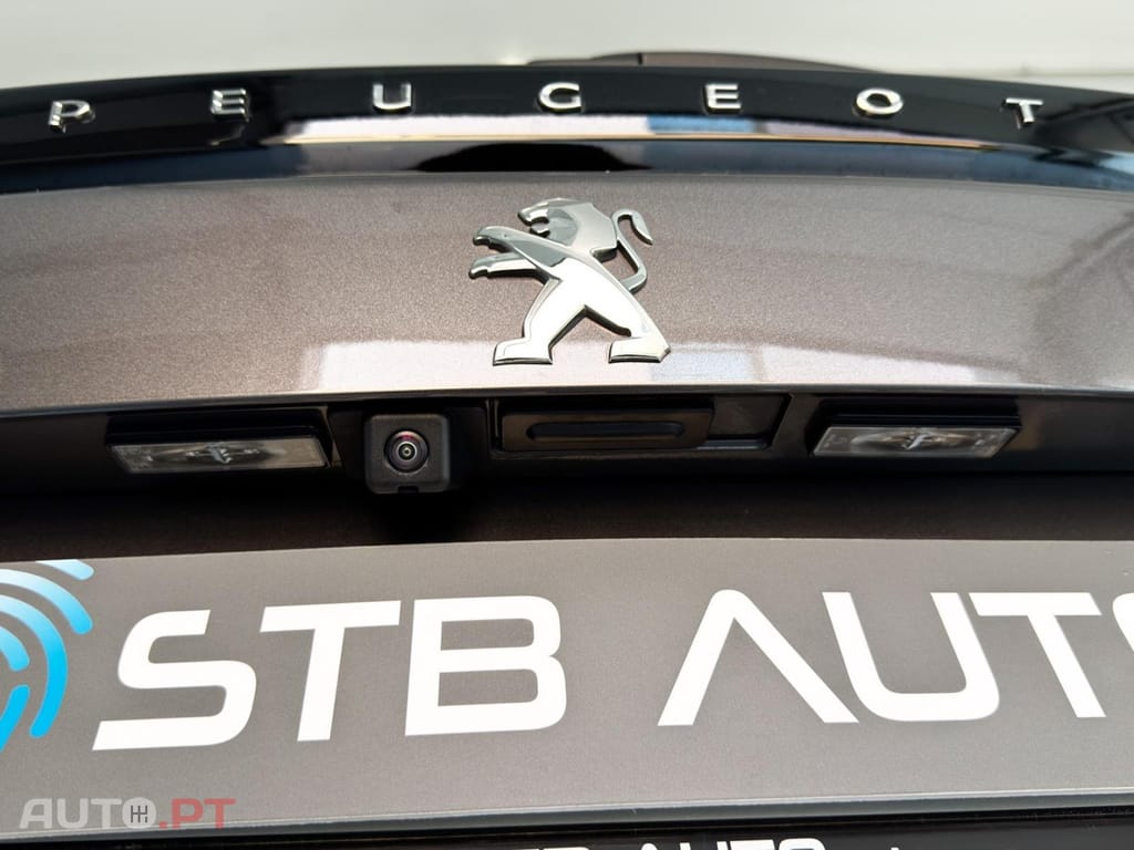 Peugeot 2008 1.2 PureTech GT Pack EAT8