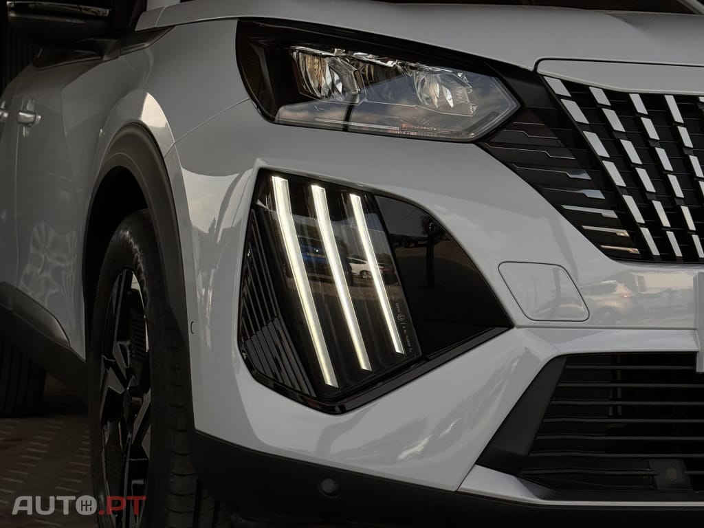 Peugeot 2008 1.2 PureTech Allure