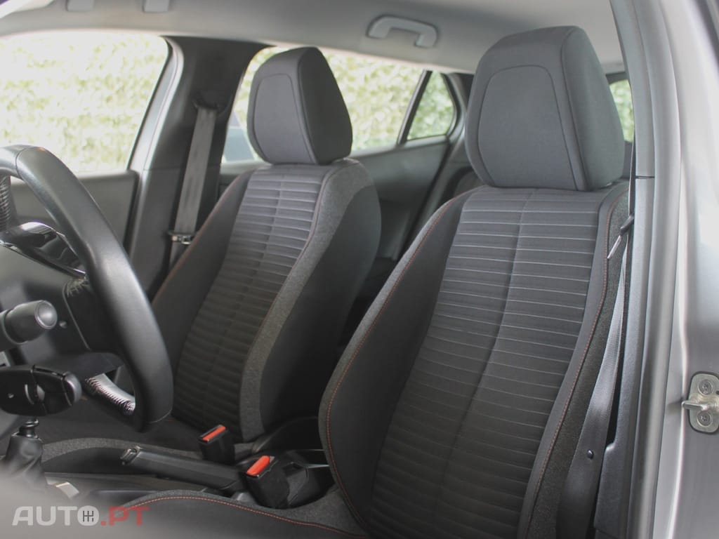 Peugeot 2008 1.5 BlueHDi Active Pack