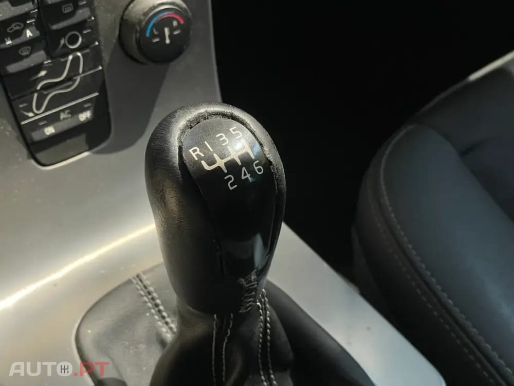 Volvo V50 2.0 D Nível 2