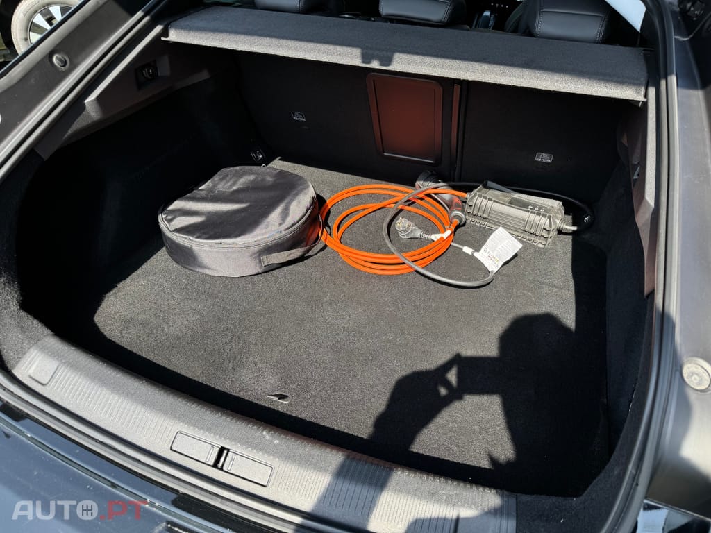 Peugeot 508 1.6 Hybrid Allure Pack e-EAT8
