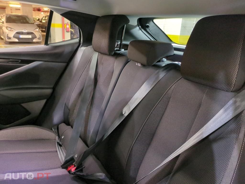 DS DS4 1.5 BlueHDi Bastille + EAT8