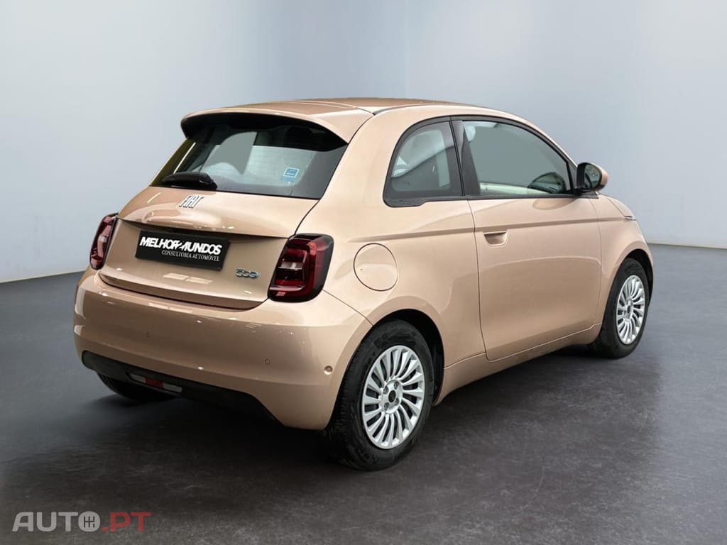 Fiat 500e La Prima
