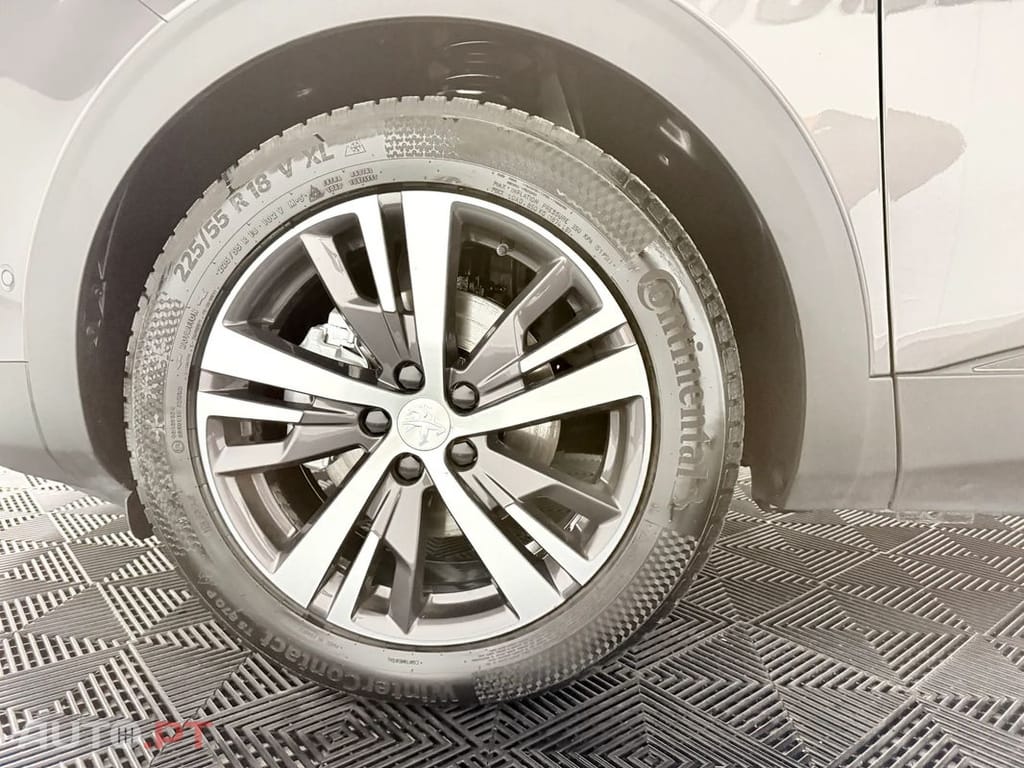 Peugeot 3008 PureTech 130 Stop & Start GPF EAT8 Allure