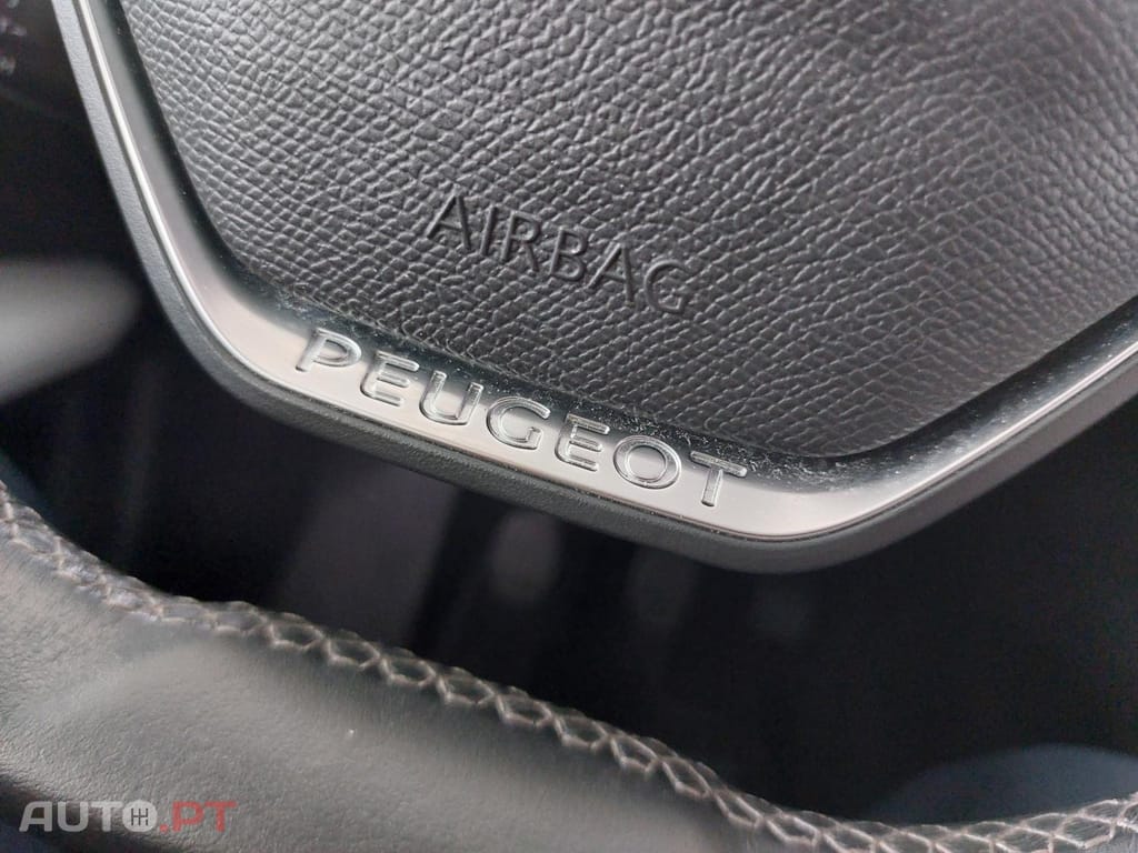 Peugeot 3008 1.5 BlueHDi Allure