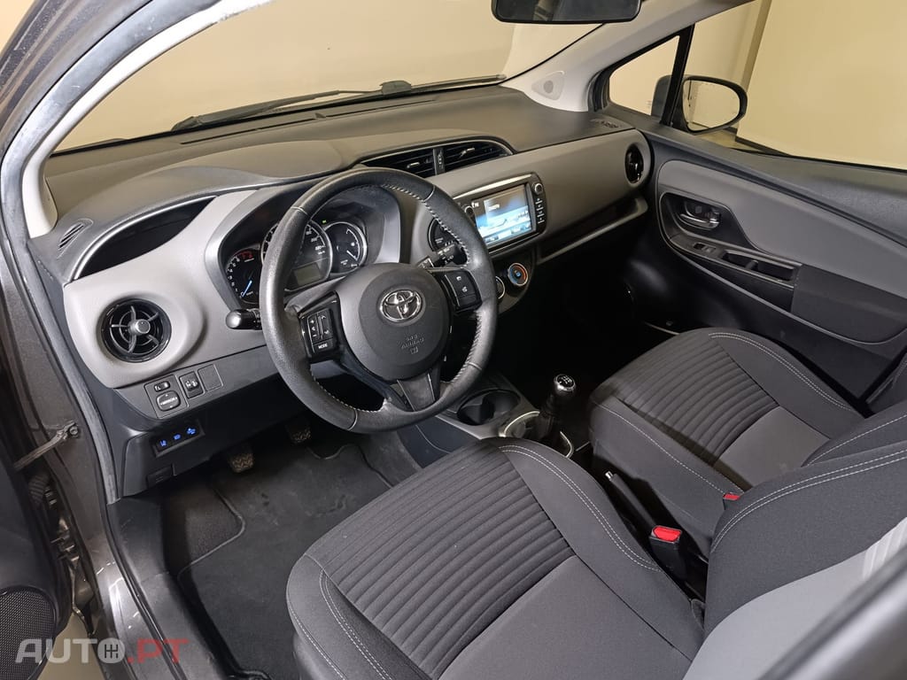 Toyota Yaris 1.0 VVT-i Confort