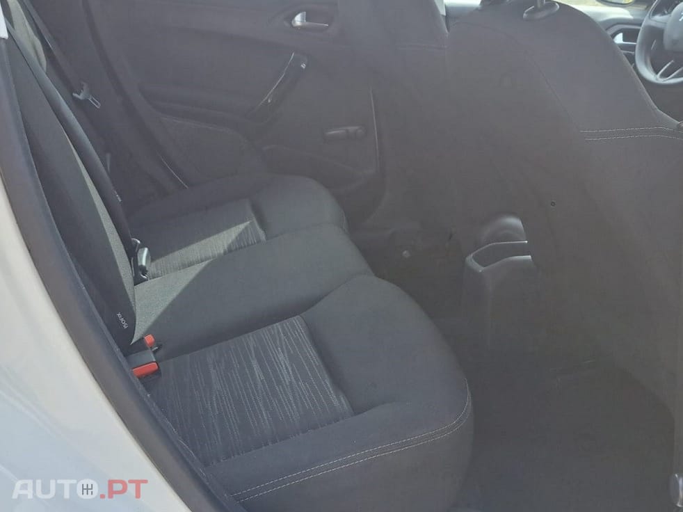 Peugeot 208 1.2 PureTech Access