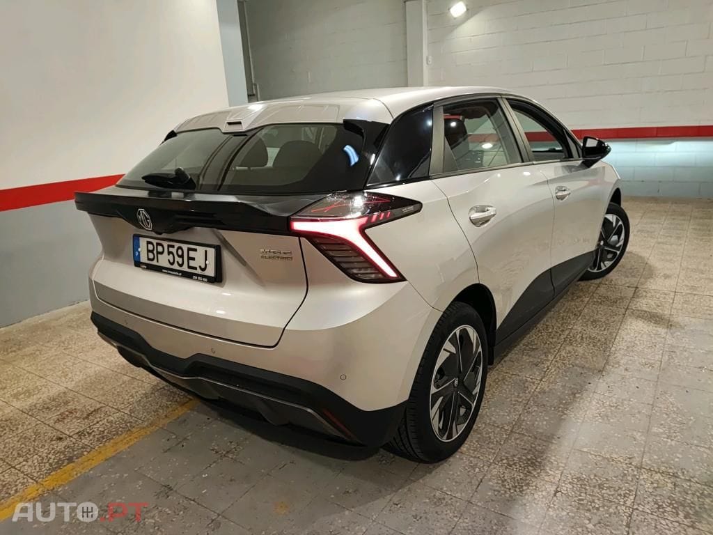 MG MG4 49 kWh Standard