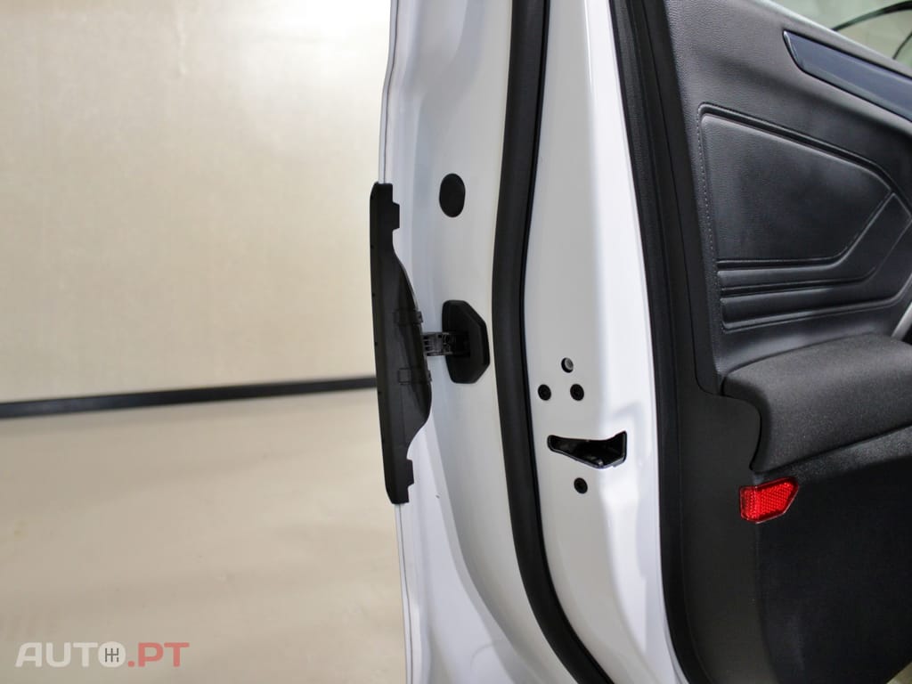Ford Focus 1.0 EcoBoost MHEV Active X
