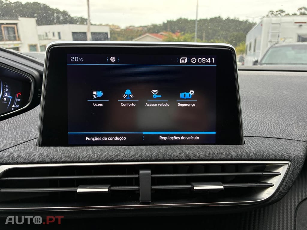 Peugeot 3008 1.5 BlueHDi Active