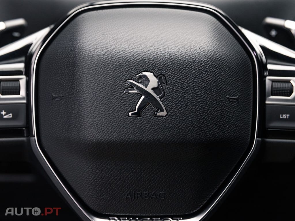 Peugeot 3008 1.6 Hybrid Allure Pack e-EAT8