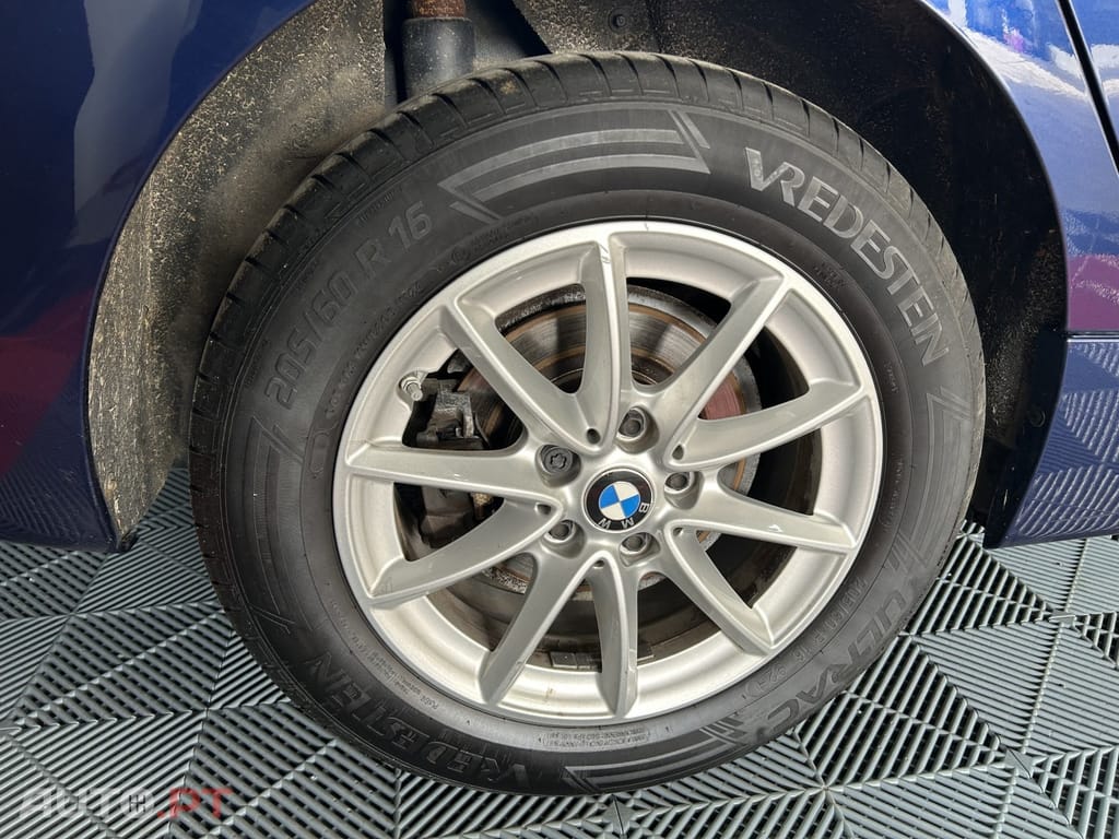 BMW 216 d Advantage