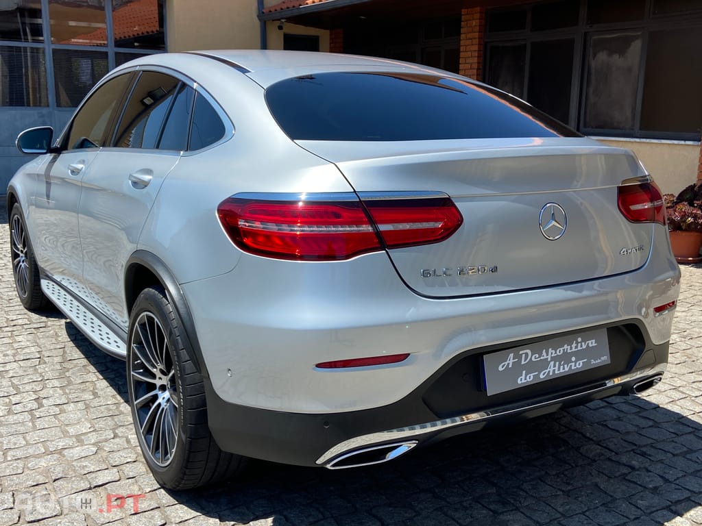 Mercedes-Benz GLC 220 220D Coupé AMG LINE 4-Matic