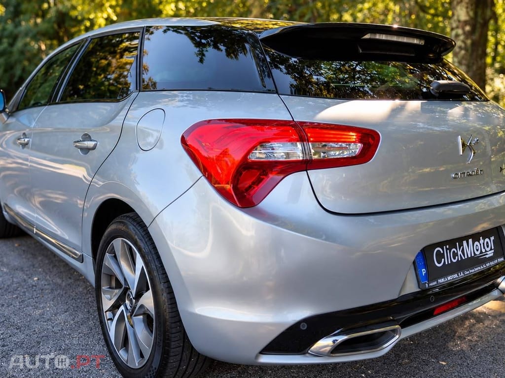 Citroen DS5 2.0 HDi Hybrid4 Sport Chic CMP6