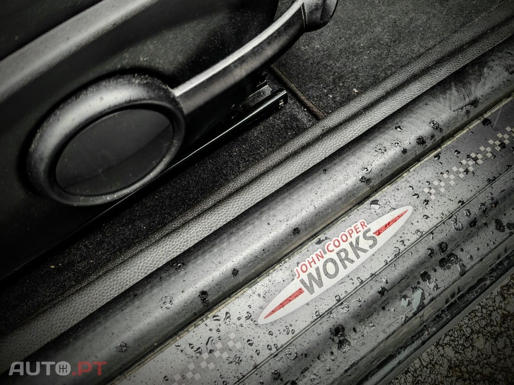 MINI Cooper Cooper S