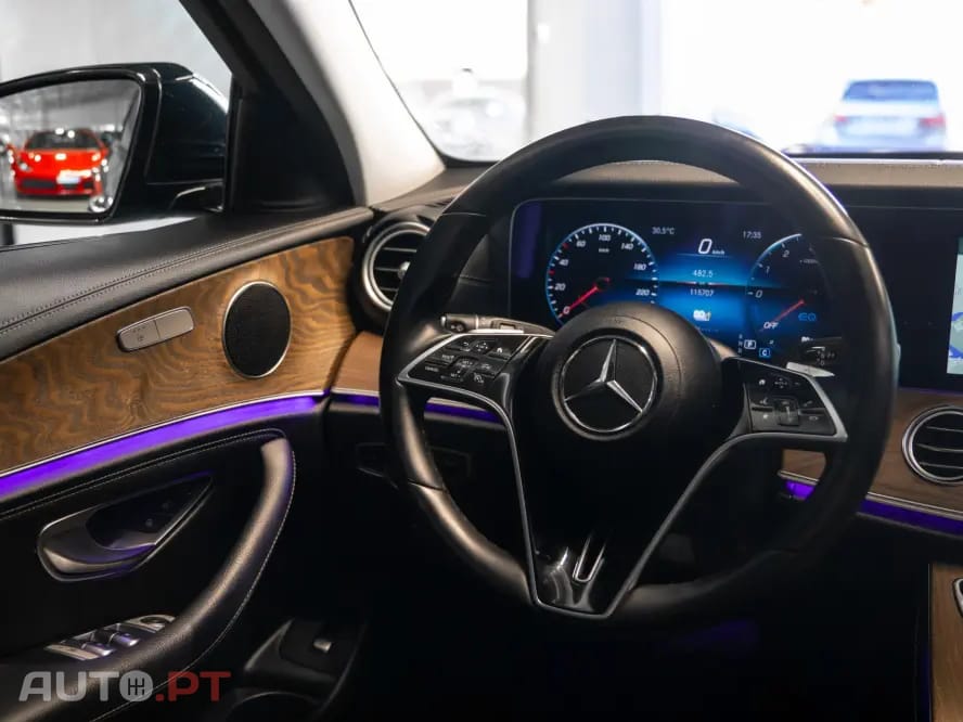 Mercedes-Benz E 300 de 9G-TRONIC AMG Line