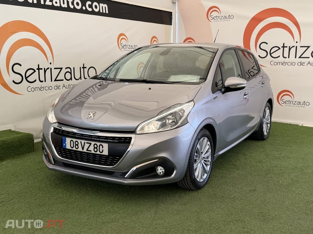Peugeot 208 1.2 PureTech Signature