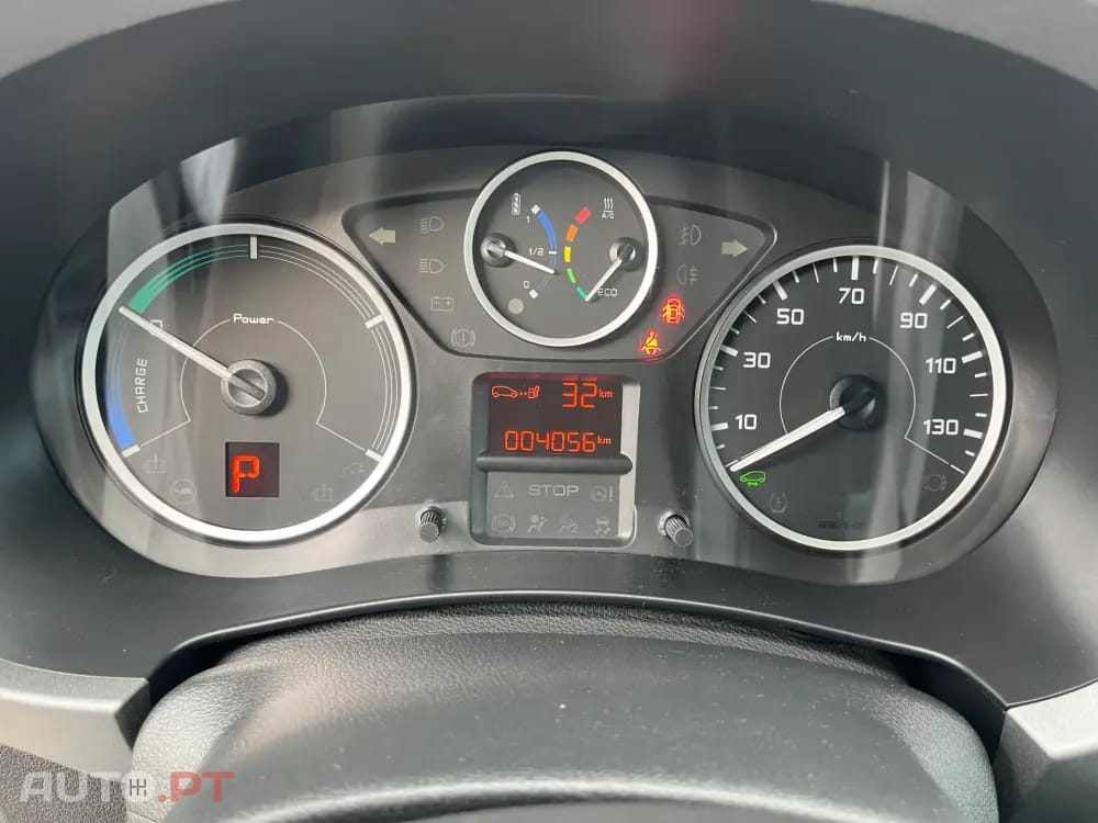 Peugeot E-Partner 50 kWh Premium Standard
