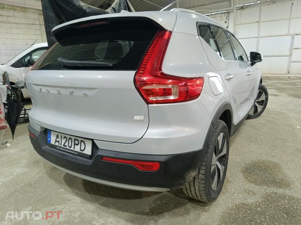 Volvo XC40 1.5 T5 PHEV Inscription Expression
