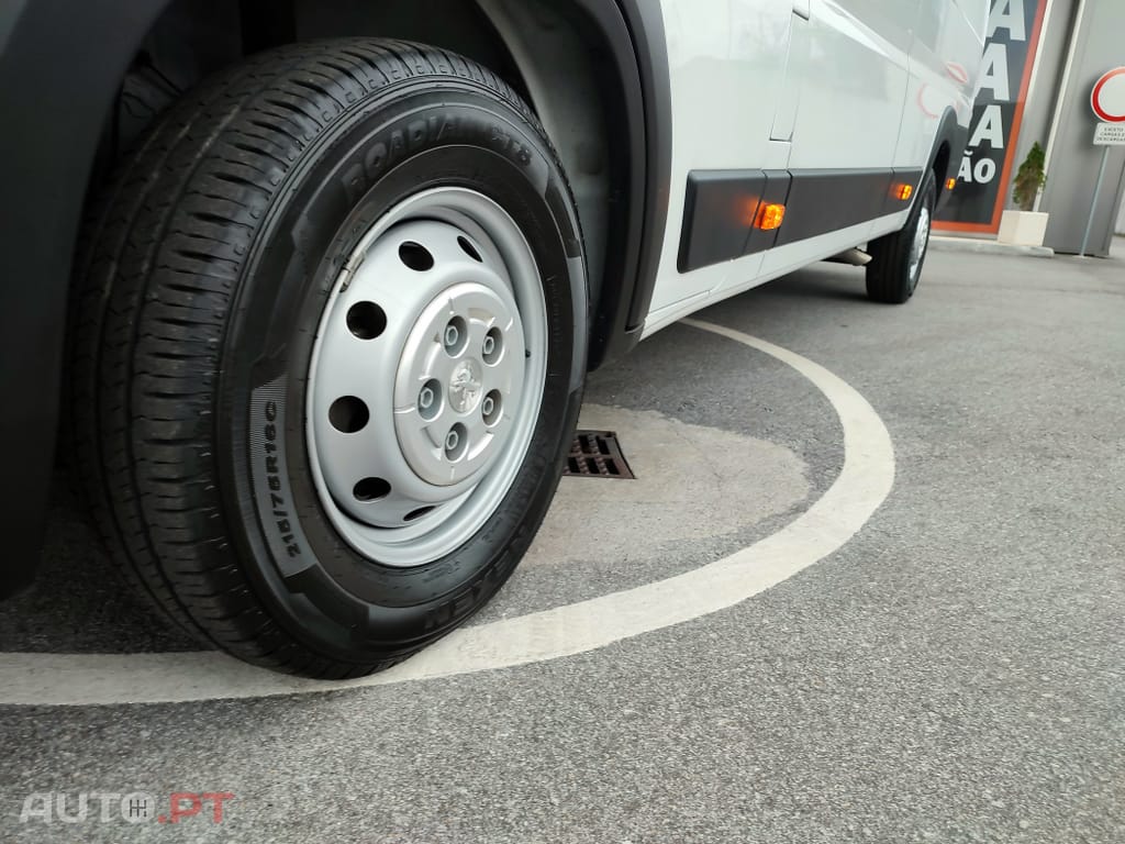 Peugeot Boxer 2.2 BlueHDi 435 L4 CD