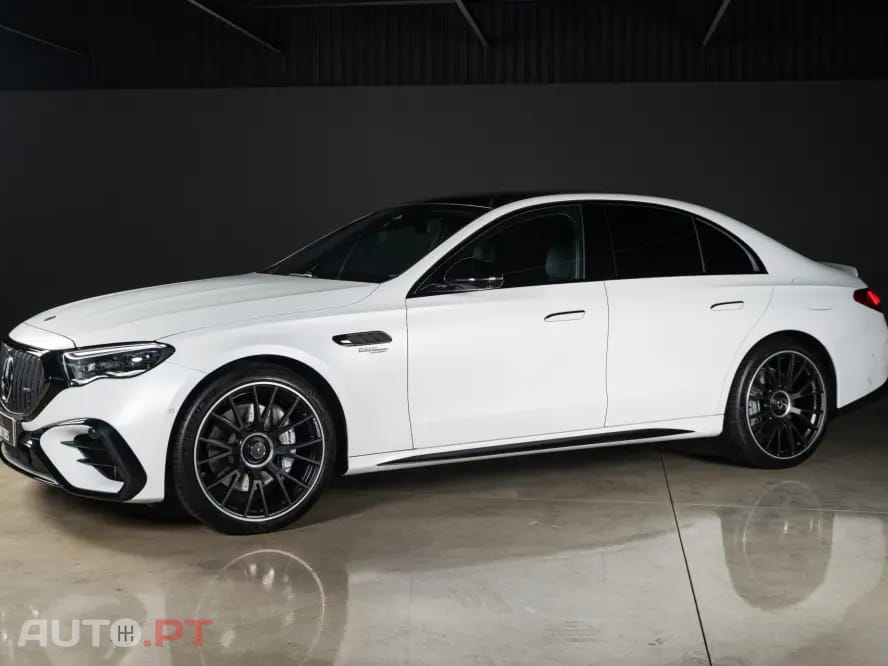 Mercedes-Benz E 53 AMG 4Matic+ SpeedshiftFT TCT 9G