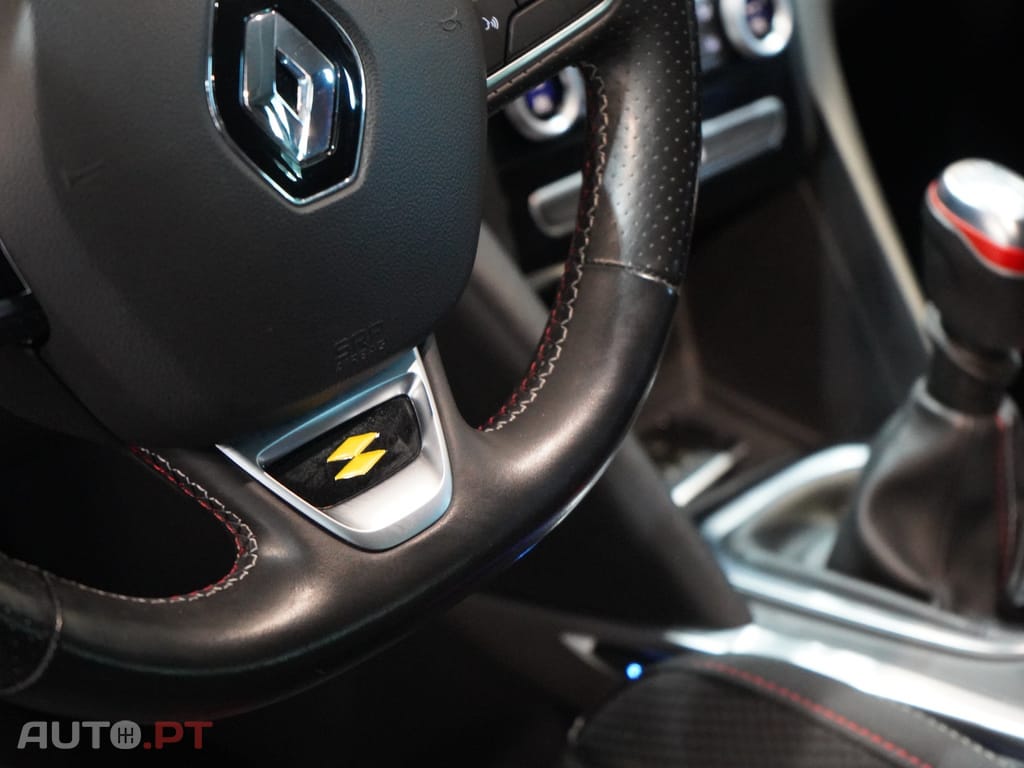 Renault Mégane Sport Tourer 1.3 TCe 140 Int. RSL