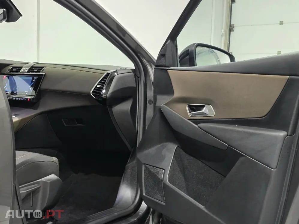 DS DS7 Crossback E-Tense Bastille+ EAT8
