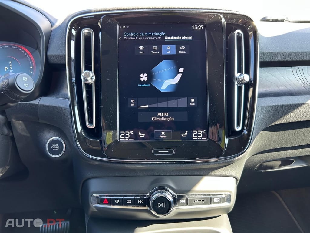 Volvo XC40 1.5 T4 PHEV Plus Dark