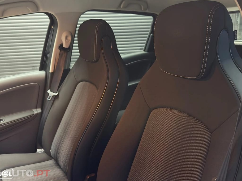 Renault Zoe (c/ Bateria) EV 50 110hp Equilibre