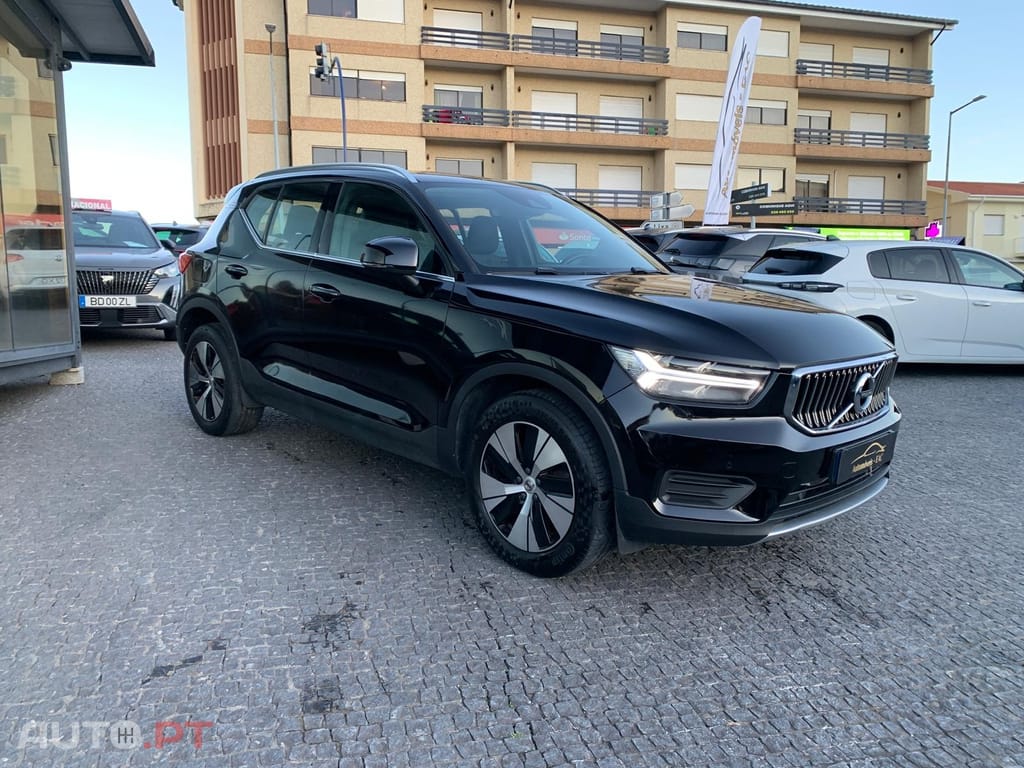 Volvo XC40 1.5 T5 PHEV Momentum