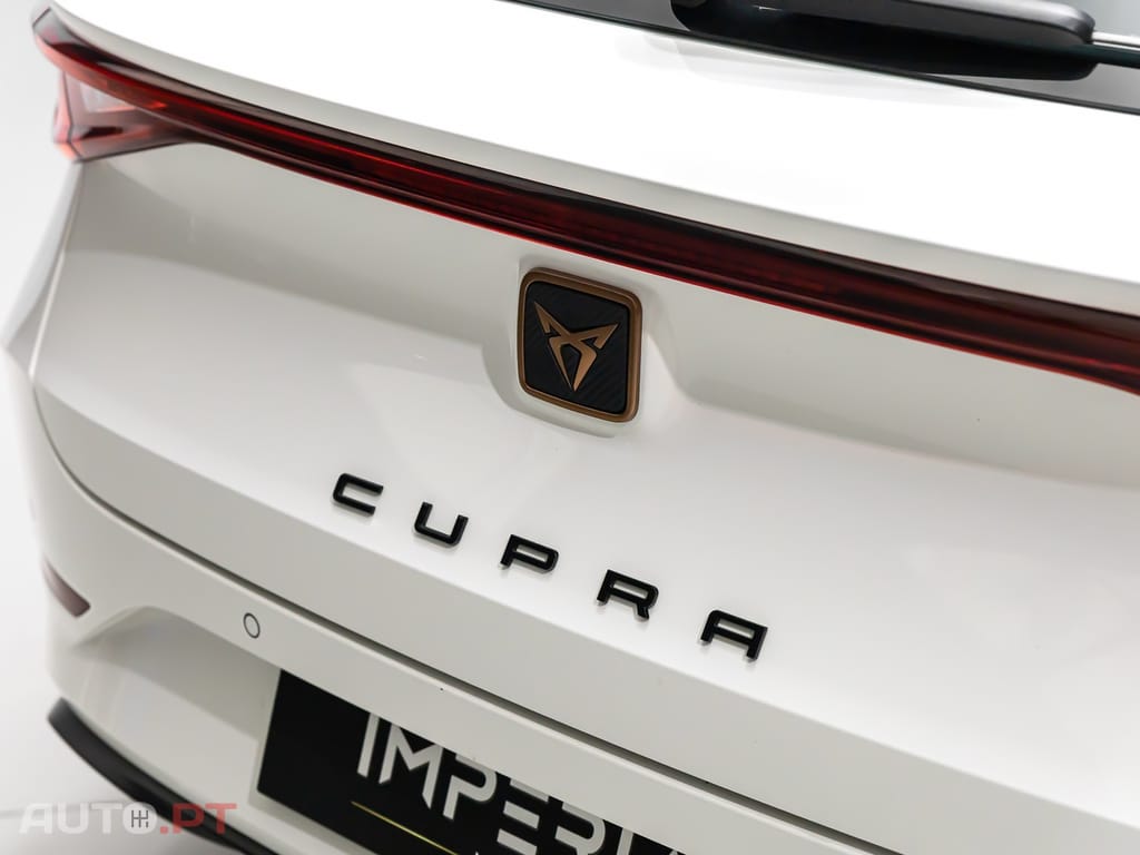 Cupra Leon ST 1.4 e-Hybrid VZ DSG