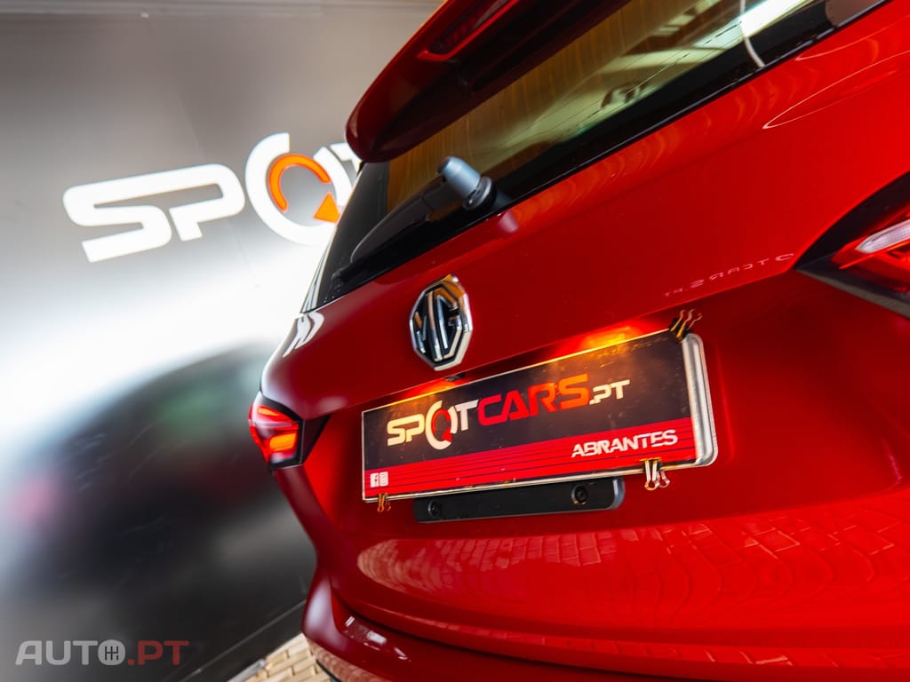 MG EHS 1.5 T-GDI Plug-in Hybrid Luxury