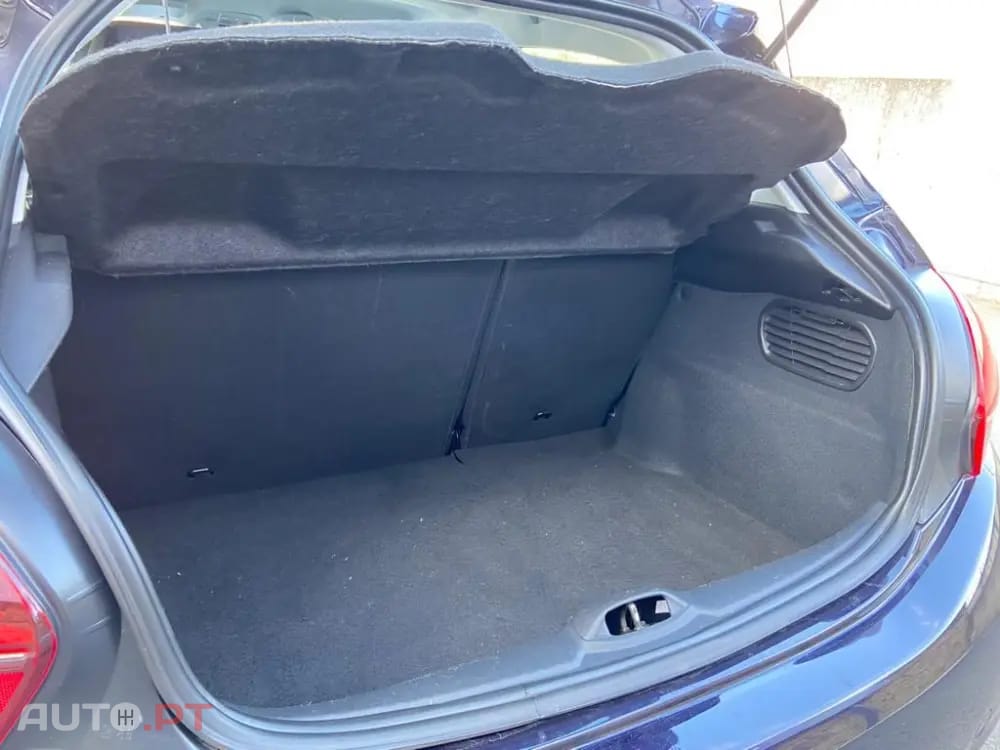 Peugeot 208 1.5 BlueHDi Active