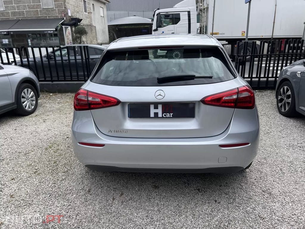 Mercedes-Benz A 180 d Business Solutions