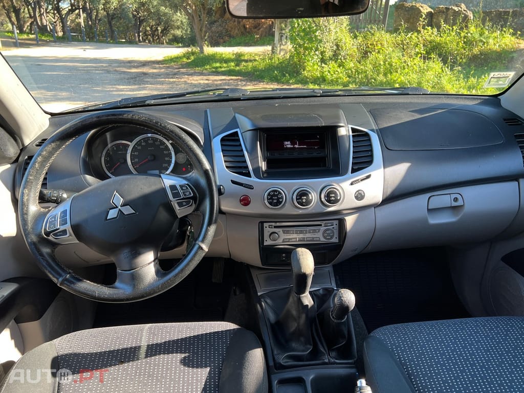 Mitsubishi L200 2.5 DI-D CD Intense HP 4WD
