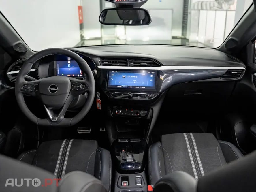 Opel Corsa 1.2 T Hybrid EdCT