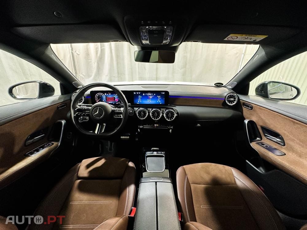 Mercedes-Benz CLA 200 7G-DCT AMG Line Advanced Plus